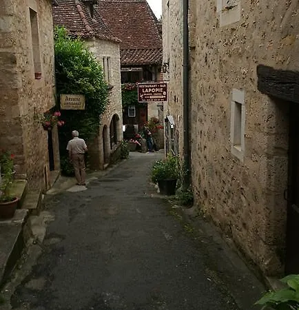 Chez Marie Kır Evi Tour-de-Faure